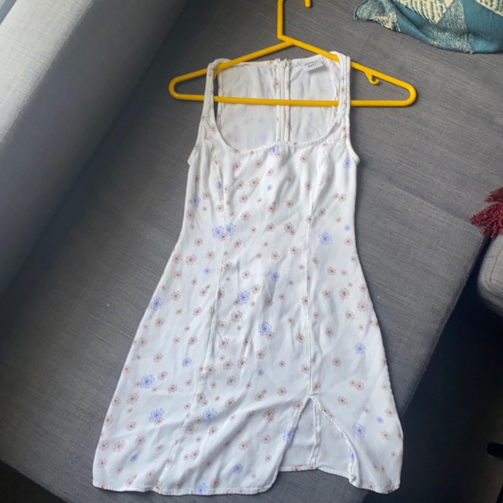Aritzia summer dress